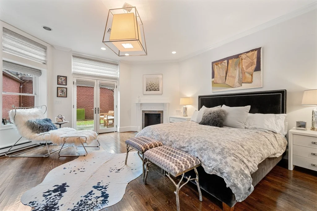 3 bed, 3 bath apartment for rent at 408 Beacon St Unit 1, Back Bay — photo 14 of 31