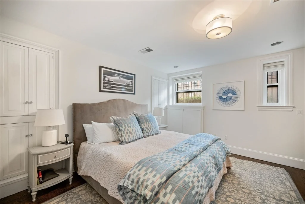 3 bed, 3 bath apartment for rent at 408 Beacon St Unit 1, Back Bay — photo 19 of 31