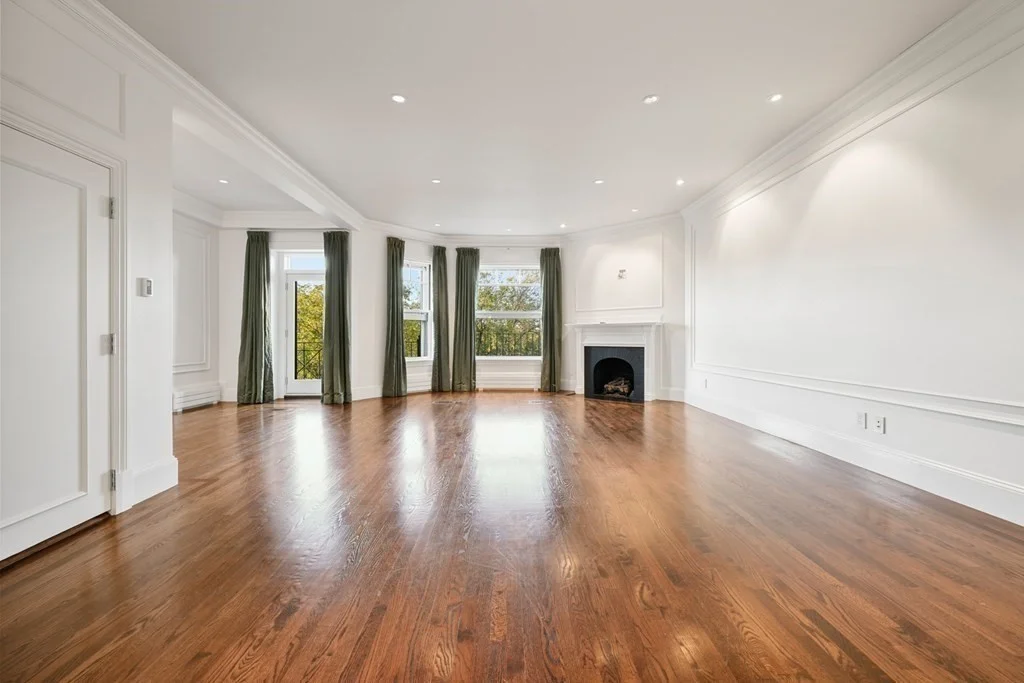 3 bed, 2 bath apartment for rent at 408 Beacon St Unit 2, Back Bay — photo 10 of 32