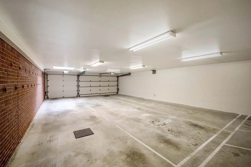 3 bed, 2 bath apartment for rent at 408 Beacon St Unit 2, Back Bay — photo 30 of 32