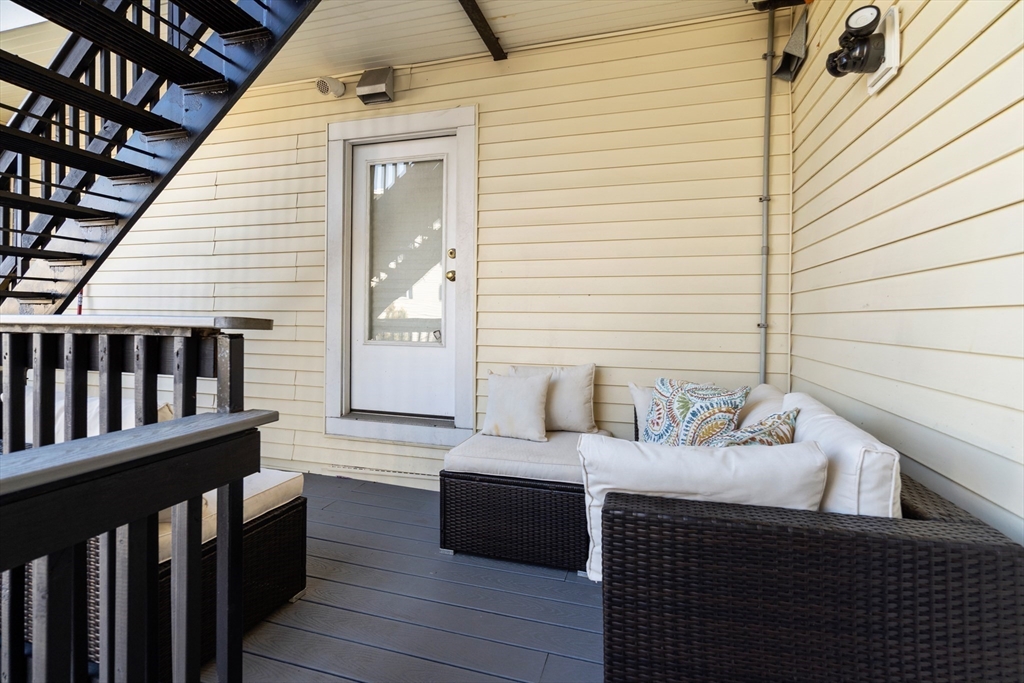 3 bed, 2 bath apartment for rent at 408 E Third Unit 3, South Boston — photo 8 of 23