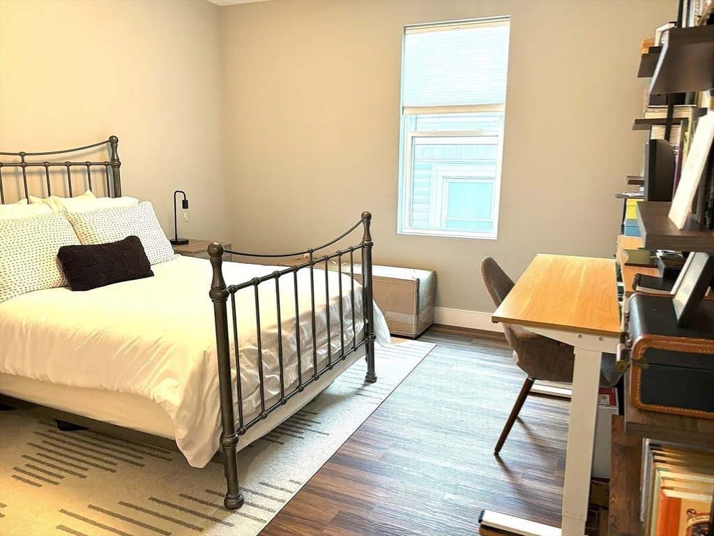 2 bed, 2 bath apartment for rent at 408 E 8th St Unit 3, South Boston — photo 27 of 33