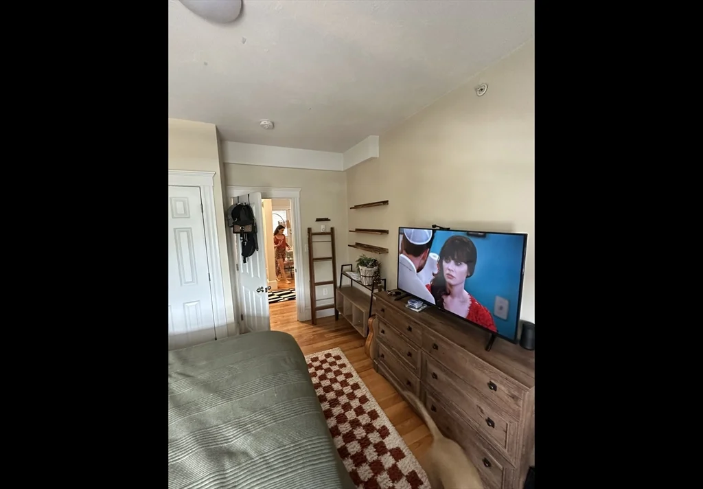 2 bed, 1 bath apartment for rent at 408 Neponset Ave Unit 2R, Dorchester — photo 5 of 9