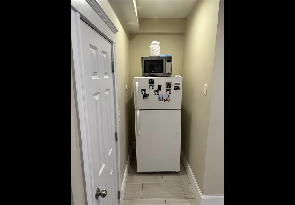 2 bed, 1 bath apartment for rent at 408 Neponset Ave Unit 2R, Dorchester — photo 9 of 9