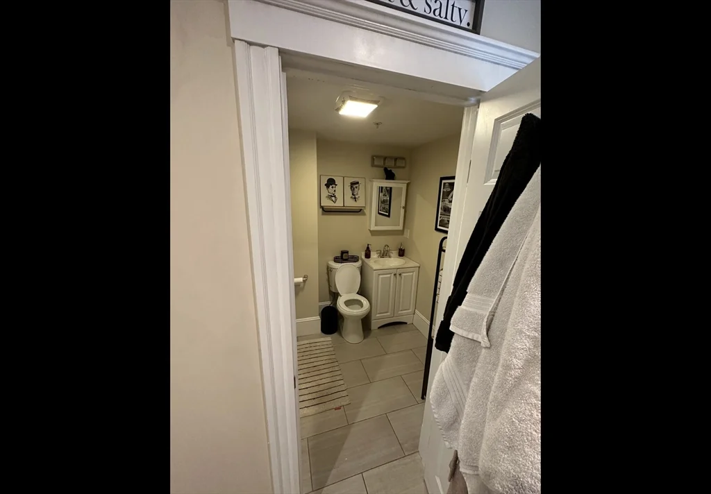 2 bed, 1 bath apartment for rent at 408 Neponset Ave Unit 2R, Dorchester — photo 8 of 9