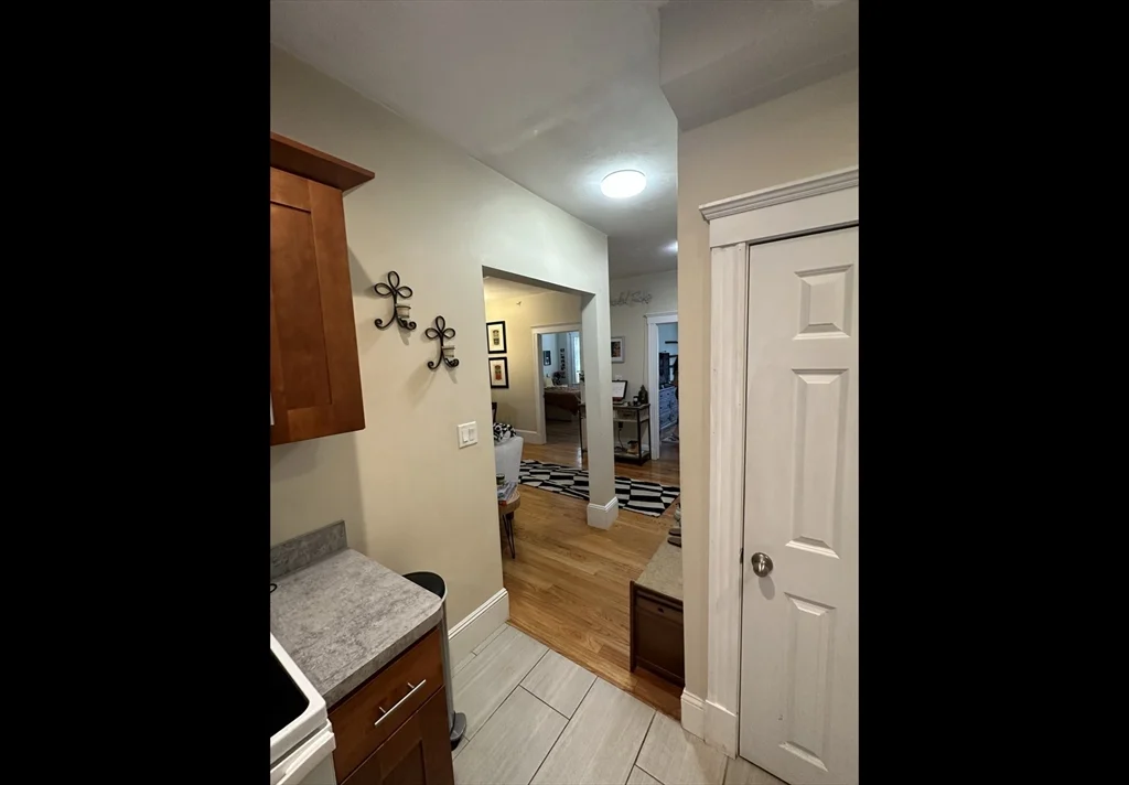2 bed, 1 bath apartment for rent at 408 Neponset Ave Unit 2R, Dorchester — photo 6 of 9