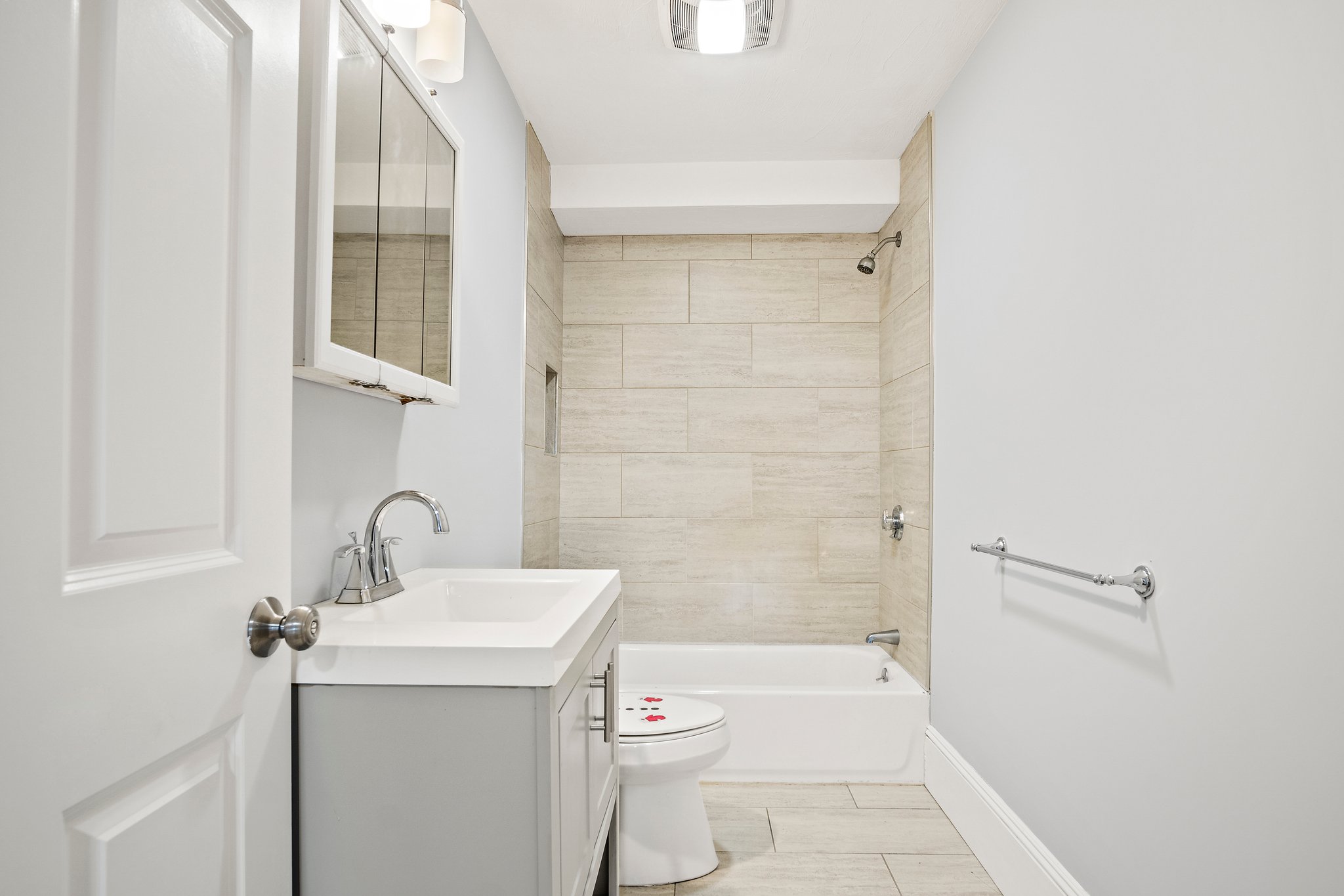2 bed, 1 bath apartment for rent at 408 Neponset Ave Unit 3L, Dorchester — photo 4 of 22