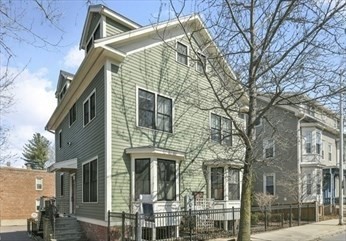 3 bed, 2 bath apartment for rent at 408 Putnam Ave Unit 408, Cambridgeport — photo 1 of 15