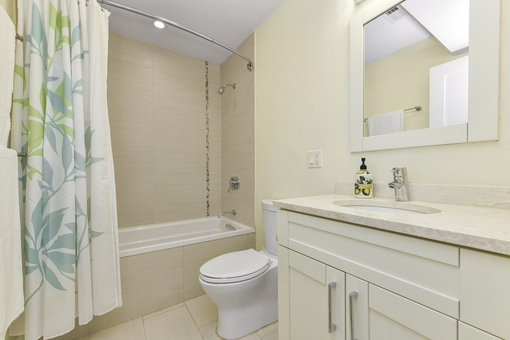 2 bed, 2 bath apartment for rent at 408R Putnam Ave Unit R, Cambridgeport — photo 14 of 17