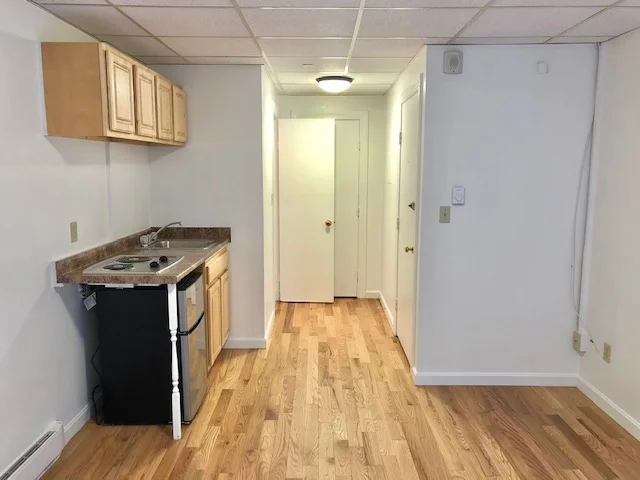 Studio bed, 1 bath apartment for rent at 409 Beacon St Unit D, Back Bay — photo 2 of 5