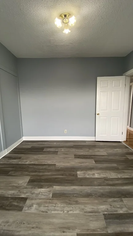3 bed, 1 bath apartment for rent at 409 Chestnut St Unit 3, Lynn — photo 7 of 11