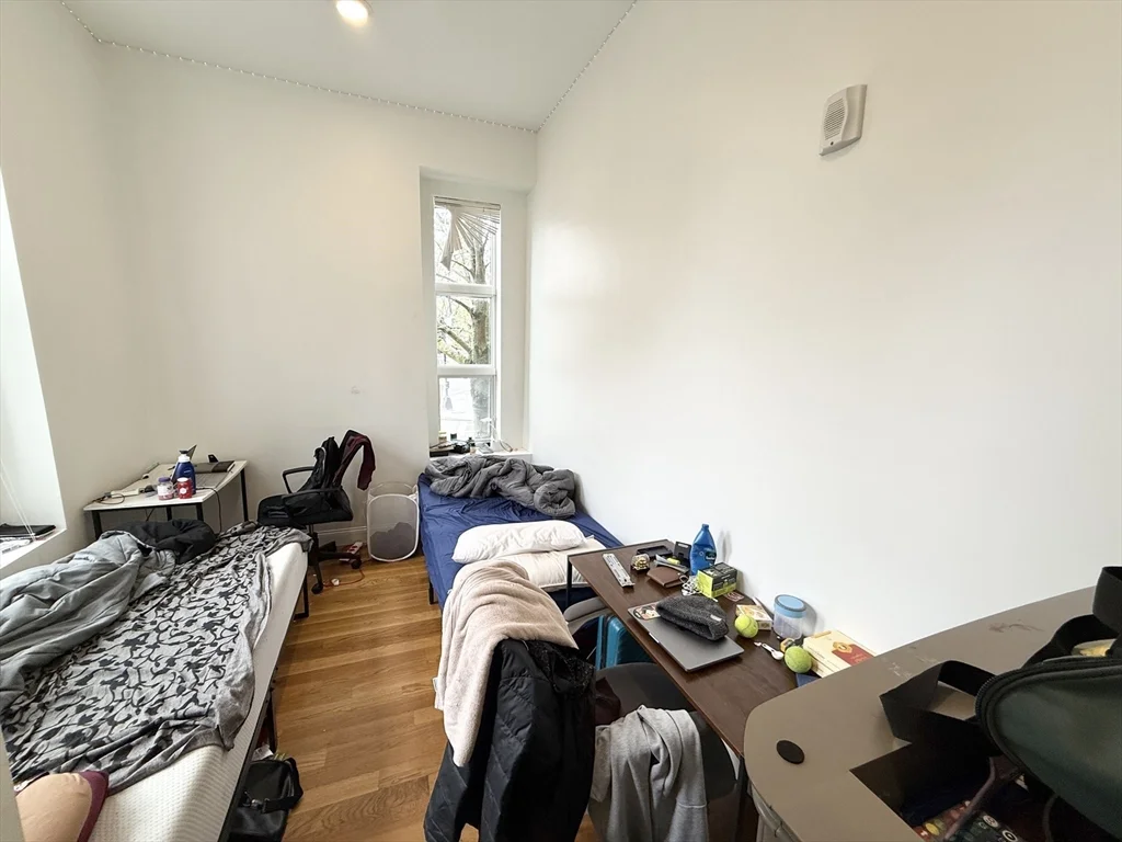 3 bed, 2 bath apartment for rent at 409 Dudley St Unit 2, Roxbury — photo 7 of 8
