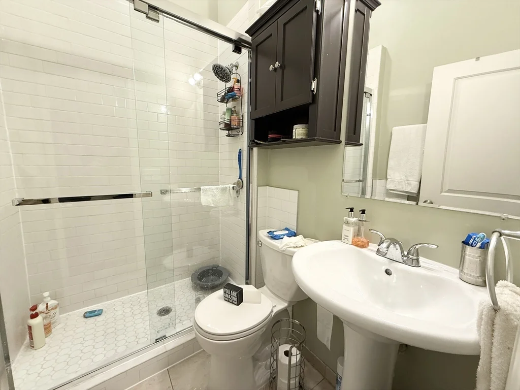 2 bed, 2 bath apartment for rent at 409 Dudley St Unit 8, Roxbury — photo 8 of 8