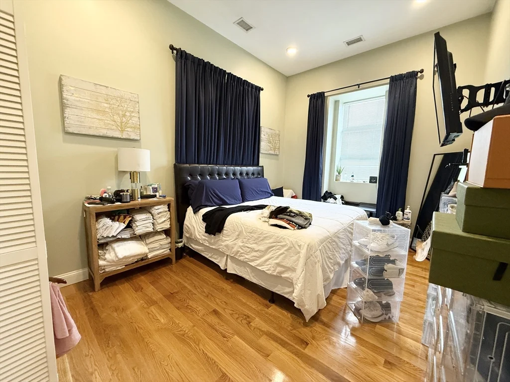 2 bed, 1 bath apartment for rent at 409 Dudley St Unit 9, Roxbury — photo 7 of 8