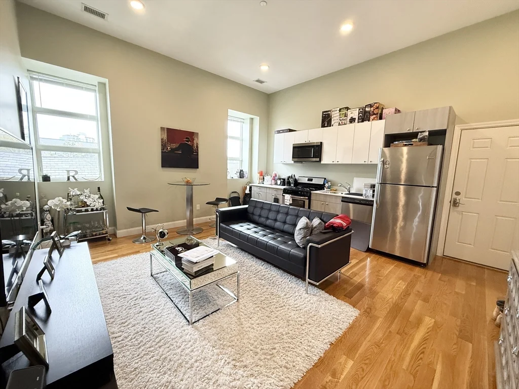 2 bed, 1 bath apartment for rent at 409 Dudley St Unit 9, Roxbury — photo 1 of 8