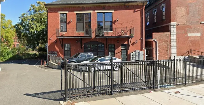 Studio bed apartment for rent at 409 Dudley St Unit Parking, Roxbury
