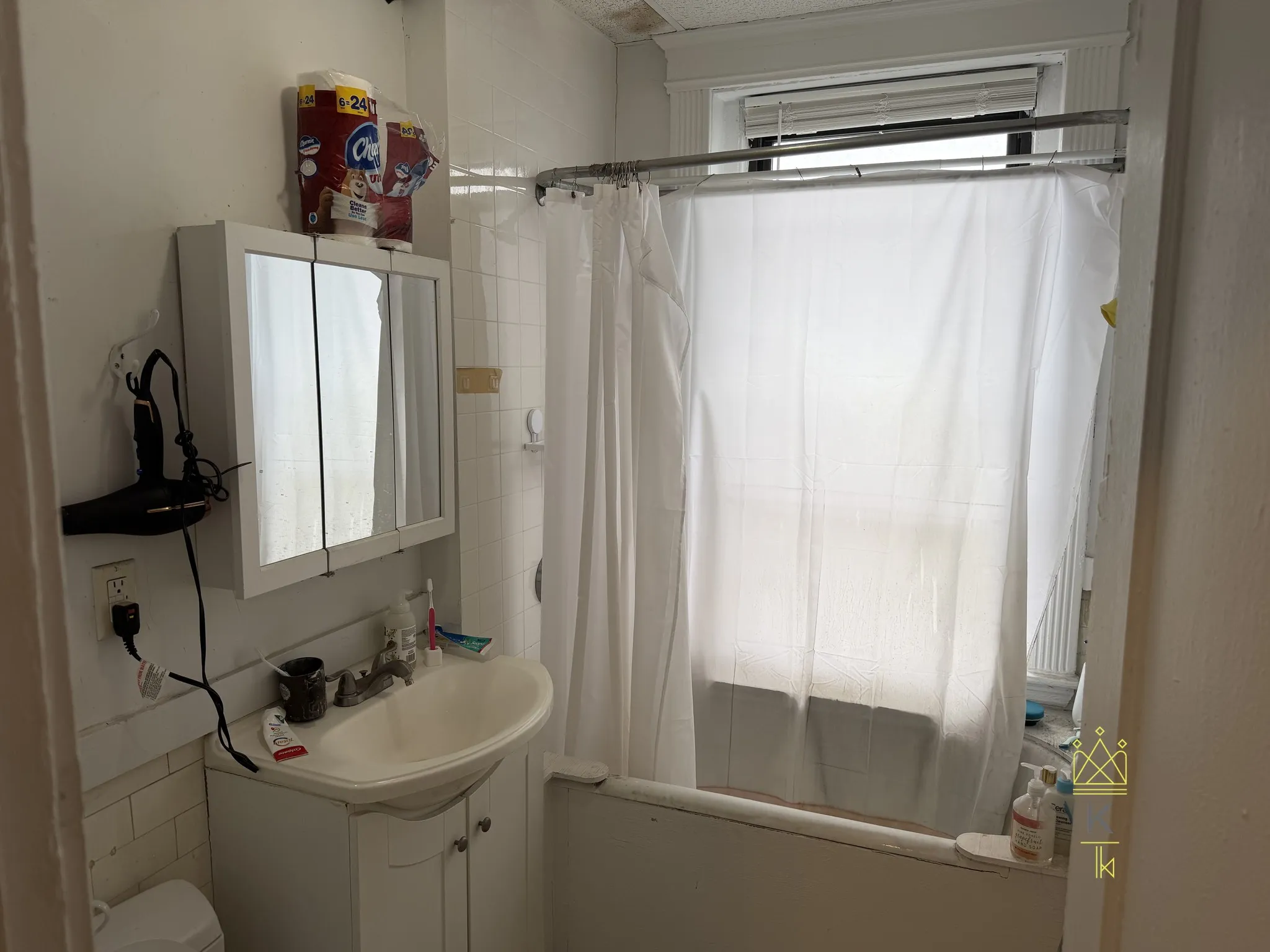 1 bed, 1 bath apartment for rent at 409 Huntington Ave Unit 020, Fenway — photo 5 of 8
