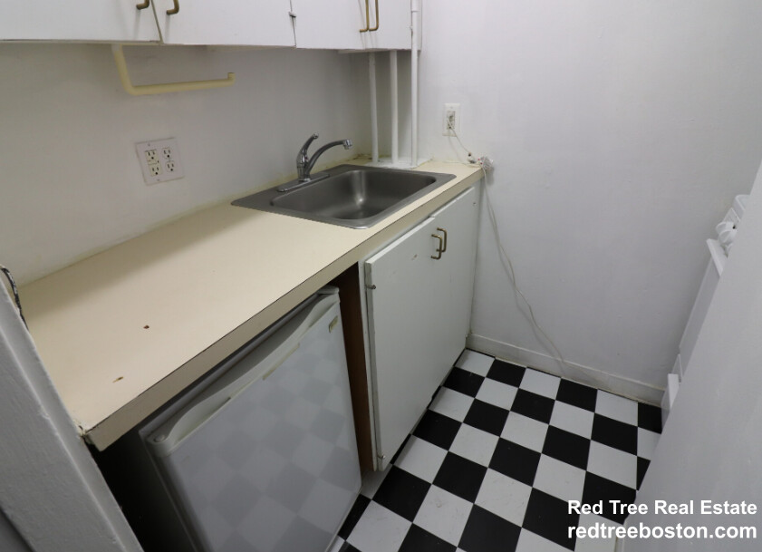 Studio bed, 1 bath apartment for rent at 409 Huntington Ave Unit 11, Fenway — photo 2 of 5