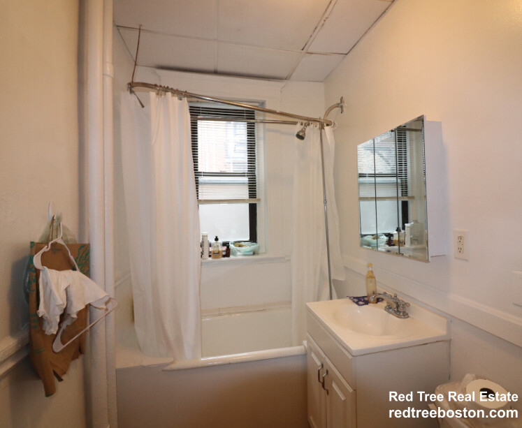 Studio bed, 1 bath apartment for rent at 409 Huntington Ave Unit 17, Fenway — photo 7 of 20