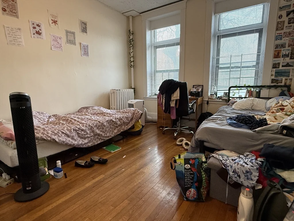 2 bed, 1 bath apartment for rent at 409 Huntington Ave Unit 3, Fenway — photo 4 of 9