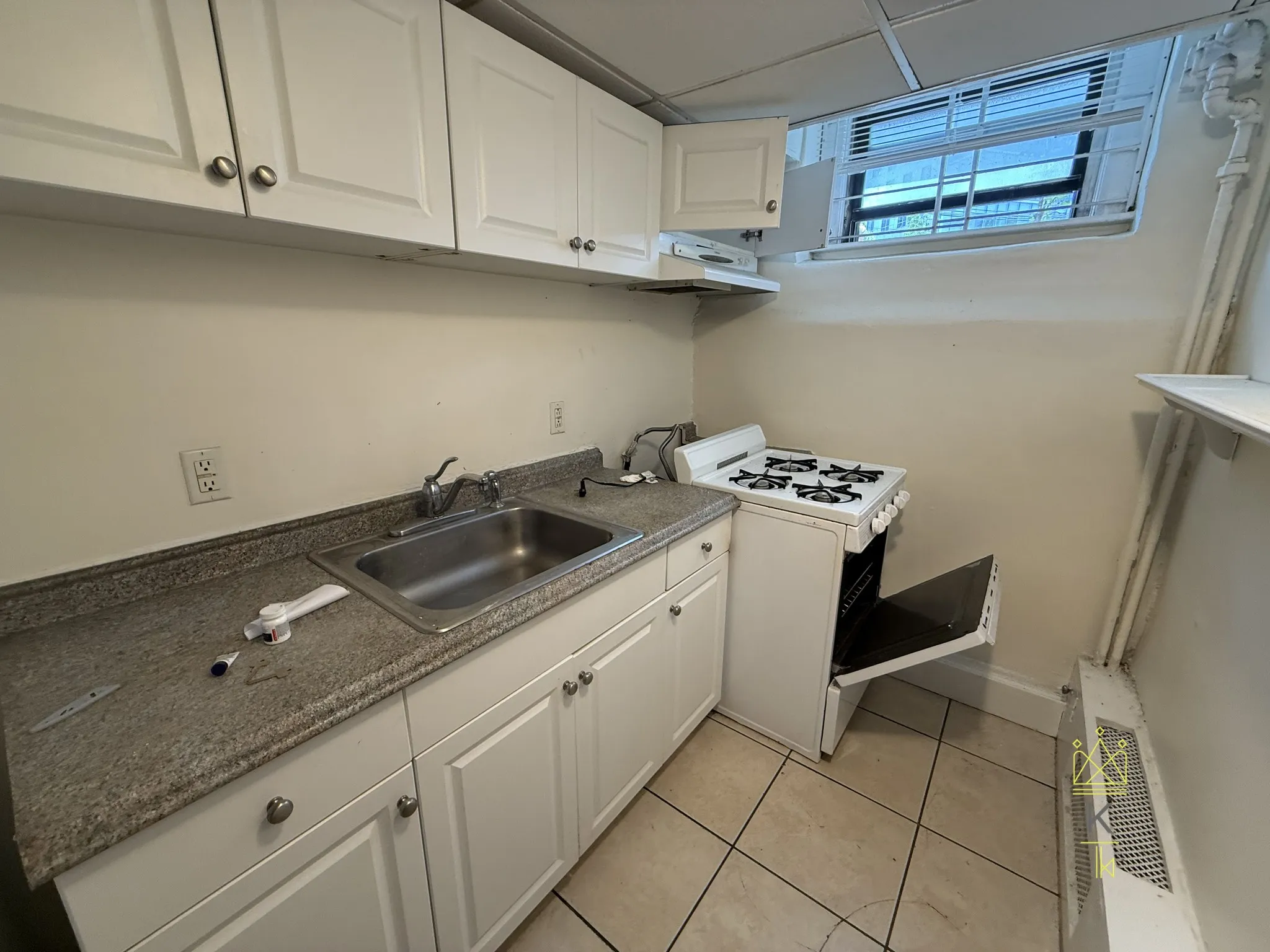 2 bed, 1 bath apartment for rent at 409 Huntington Ave Unit B3, Fenway — photo 6 of 9