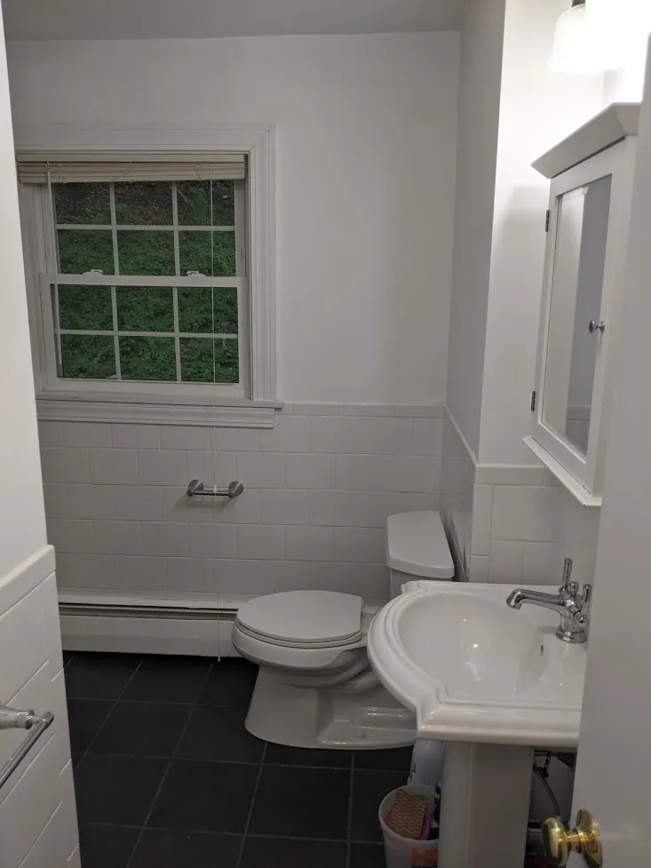3 bed, 2 bath apartment for rent at 409 Lowell Ave Unit 2, Newtonville — photo 15 of 16