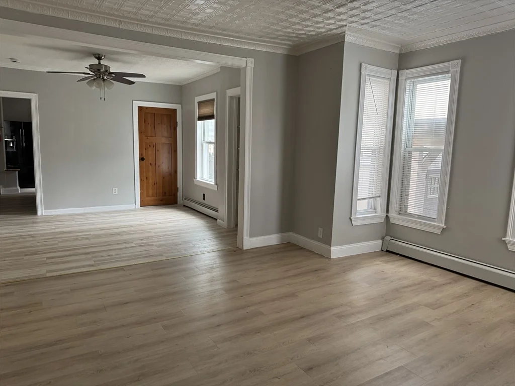 2 bed, 1 bath apartment for rent at 409 Moody St Unit 1, Lowell — photo 13 of 16