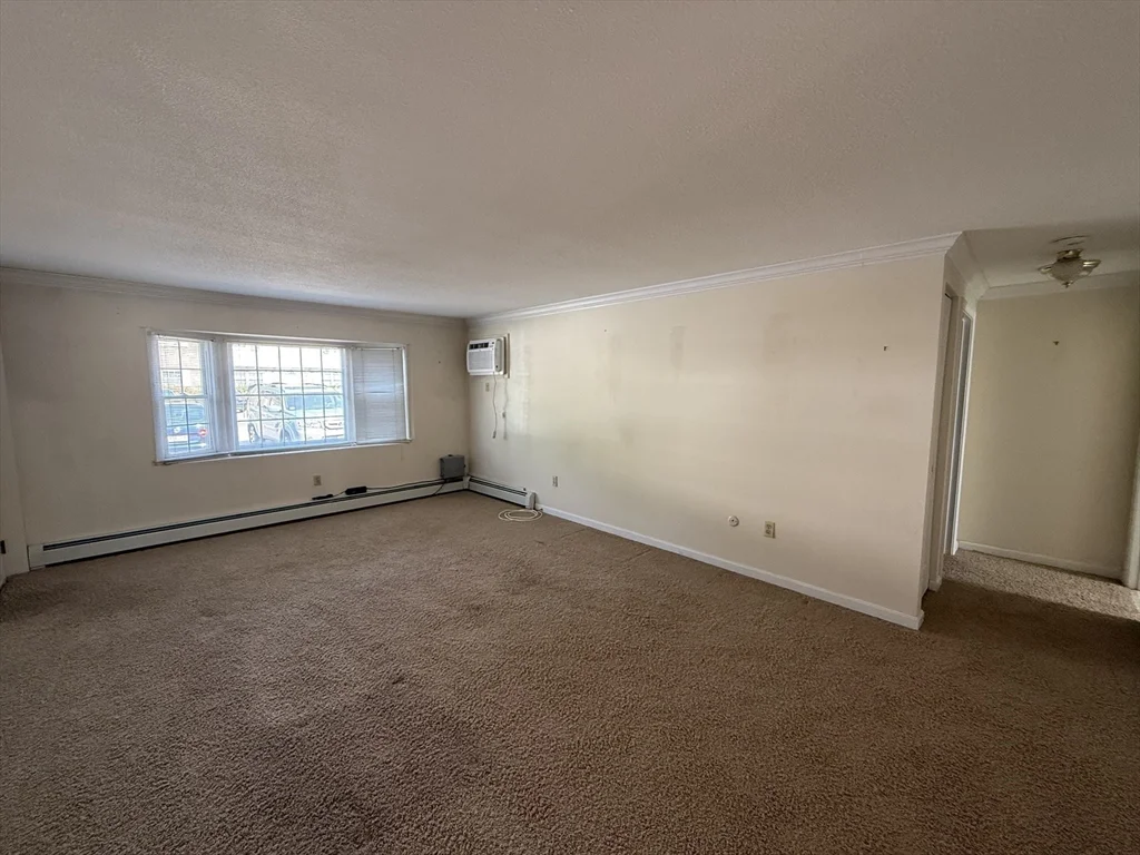 1 bed, 1 bath apartment for rent at 40B Washington Park Dr Unit 5, Andover — photo 3 of 11