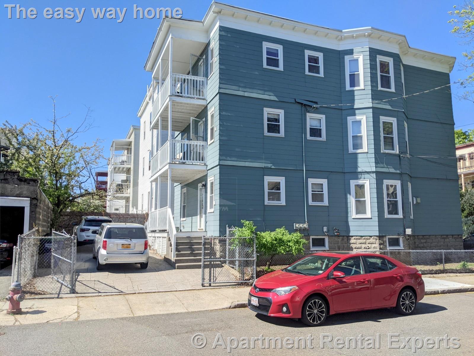 3 bed, 1 bath apartment for rent at 41 Belknap St Unit 1, Teele Square — photo 19 of 20