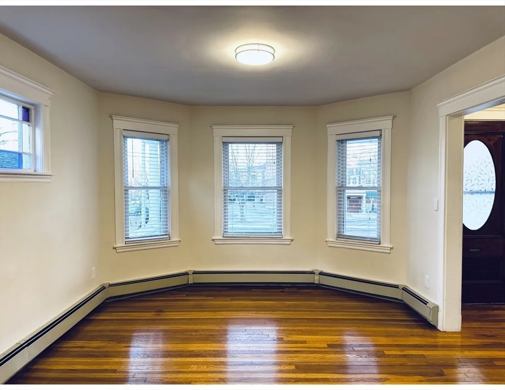 2 bed, 1 bath apartment for rent at 41-43 Boylston St Unit 41, Watertown — photo 2 of 14