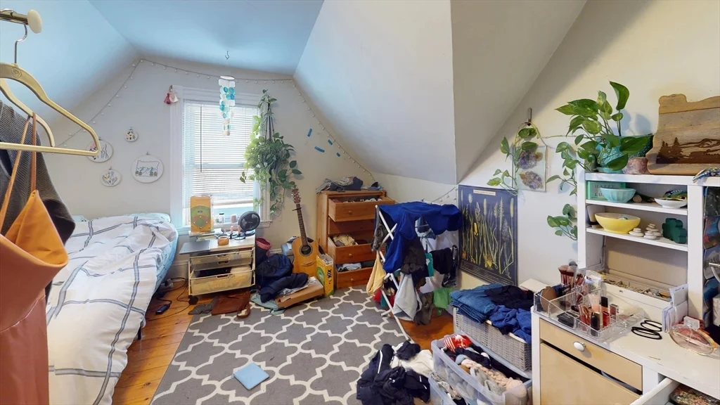4 bed, 1 bath apartment for rent at 41-43 Charnwood Rd Unit 41, Somerville — photo 12 of 14
