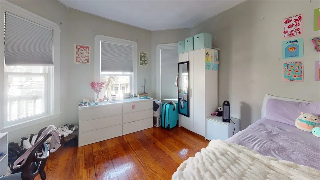 4 bed, 1 bath apartment for rent at 41-43 Charnwood Rd Unit 41, Somerville — photo 10 of 14
