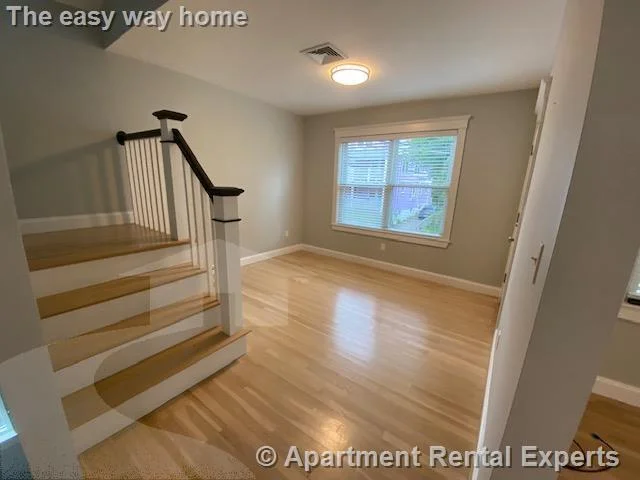 4 bed, 2 bath apartment for rent at 41-43 Garrison Ave Unit 2, Teele Square — photo 11 of 39