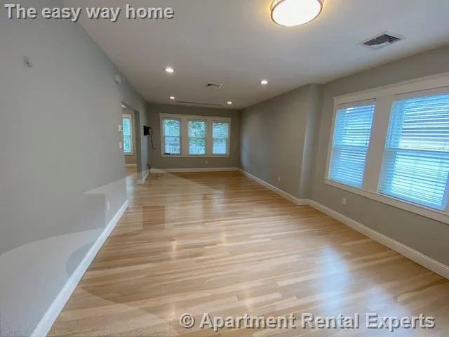 4 bed, 2 bath apartment for rent at 41-43 Garrison Ave Unit 2, Teele Square — photo 9 of 39