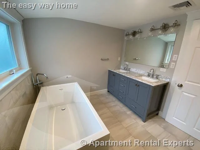4 bed, 2 bath apartment for rent at 41-43 Garrison Ave Unit 2, Teele Square — photo 28 of 39