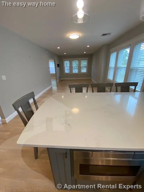 4 bed, 2 bath apartment for rent at 41-43 Garrison Ave Unit 2, Teele Square — photo 5 of 39