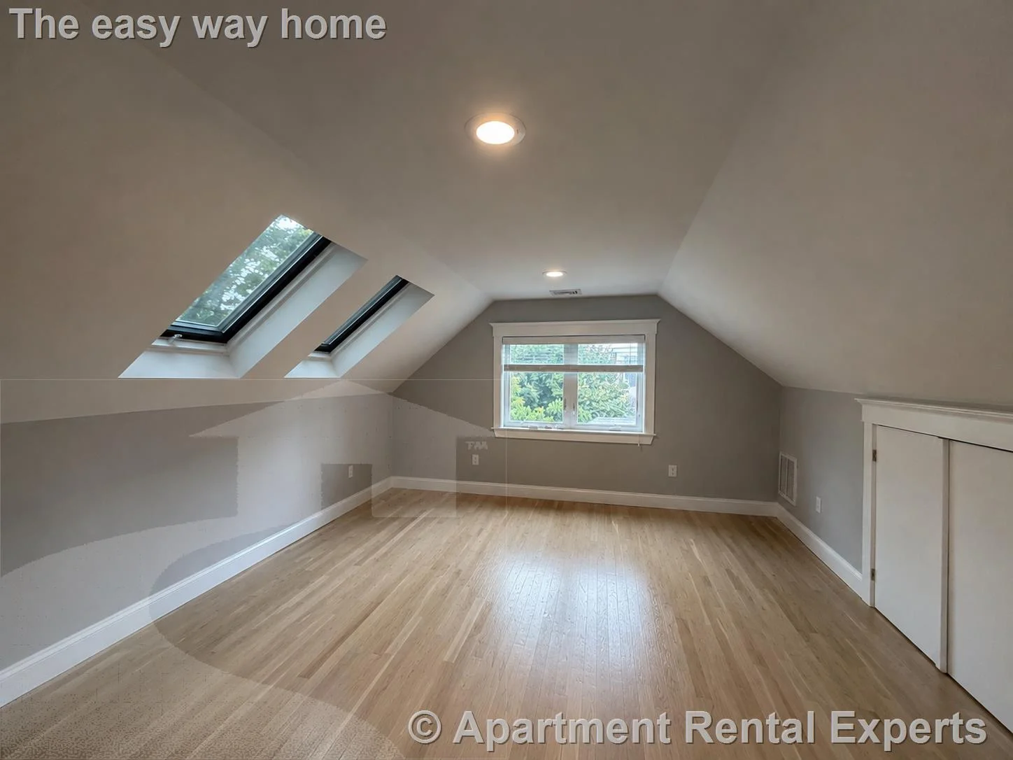 4 bed, 2 bath apartment for rent at 41-43 Garrison Ave Unit 2, Teele Square — photo 8 of 24