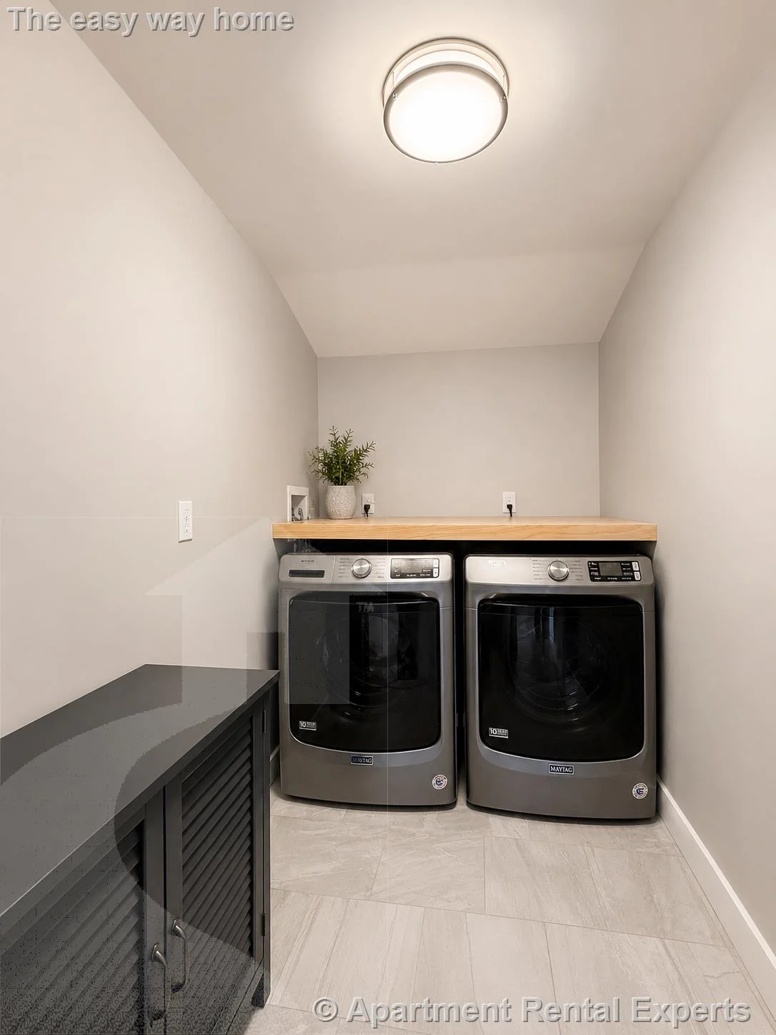 4 bed, 2 bath apartment for rent at 41-43 Garrison Ave Unit 2, Teele Square — photo 6 of 24
