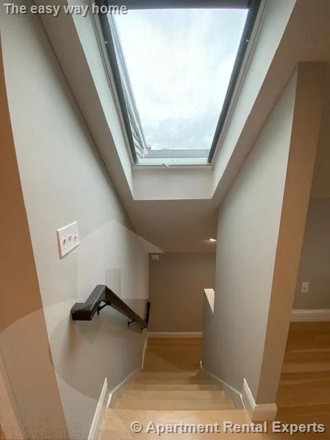 4 bed, 2 bath apartment for rent at 41-43 Garrison Ave Unit 2, Teele Square — photo 15 of 39