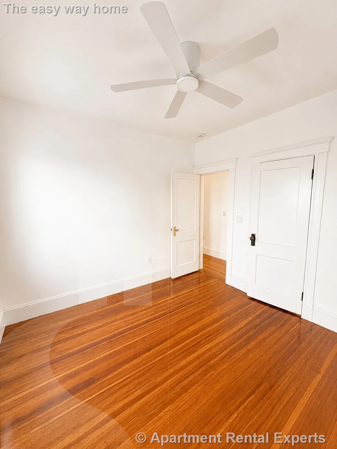 3 bed, 1 bath apartment for rent at 41-43 Jaques St Unit 1, Winter Hill — photo 3 of 11