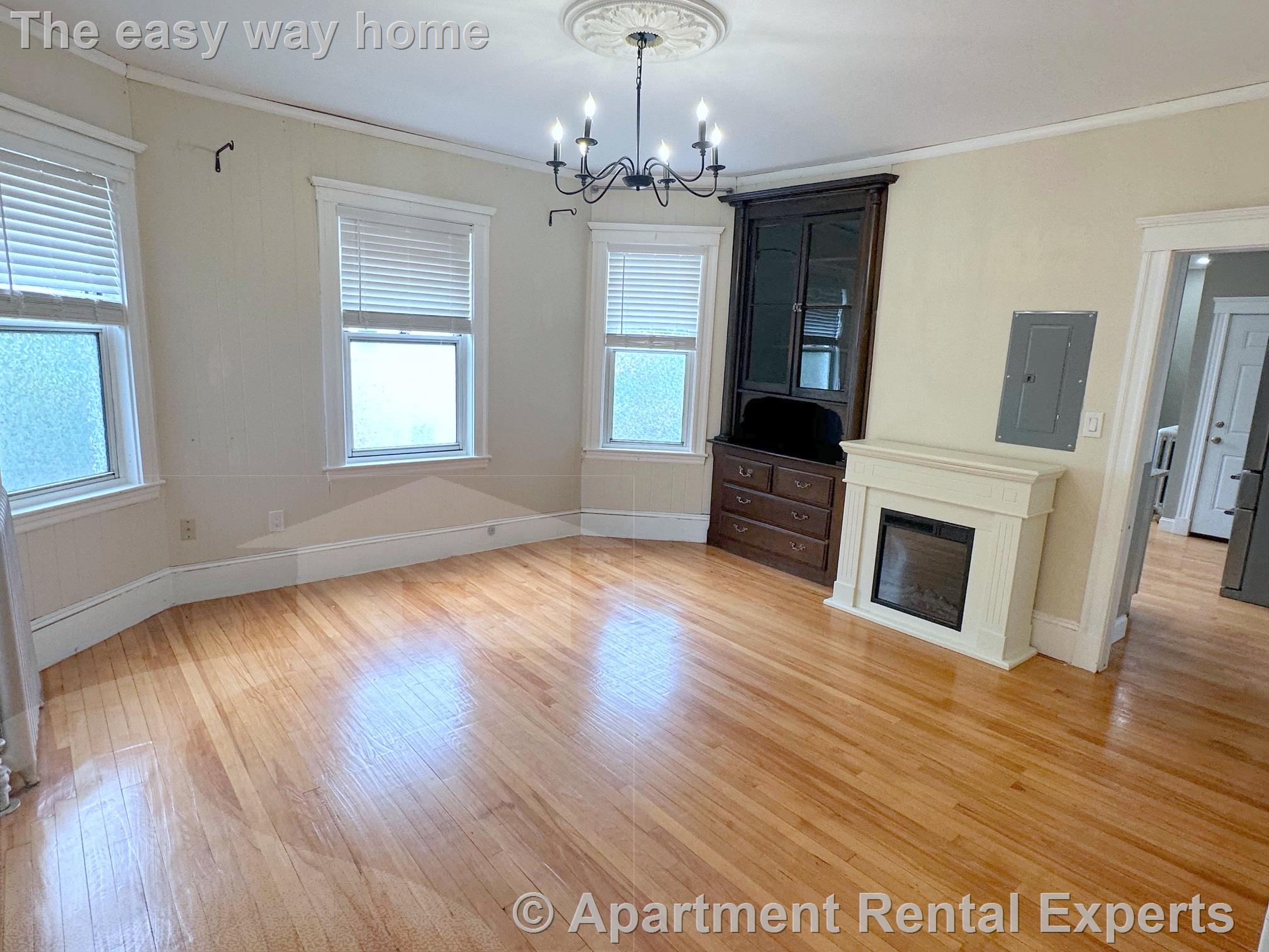 4 bed, 1 bath apartment for rent at 41-43 Jaques St Unit 2, Winter Hill — photo 6 of 18
