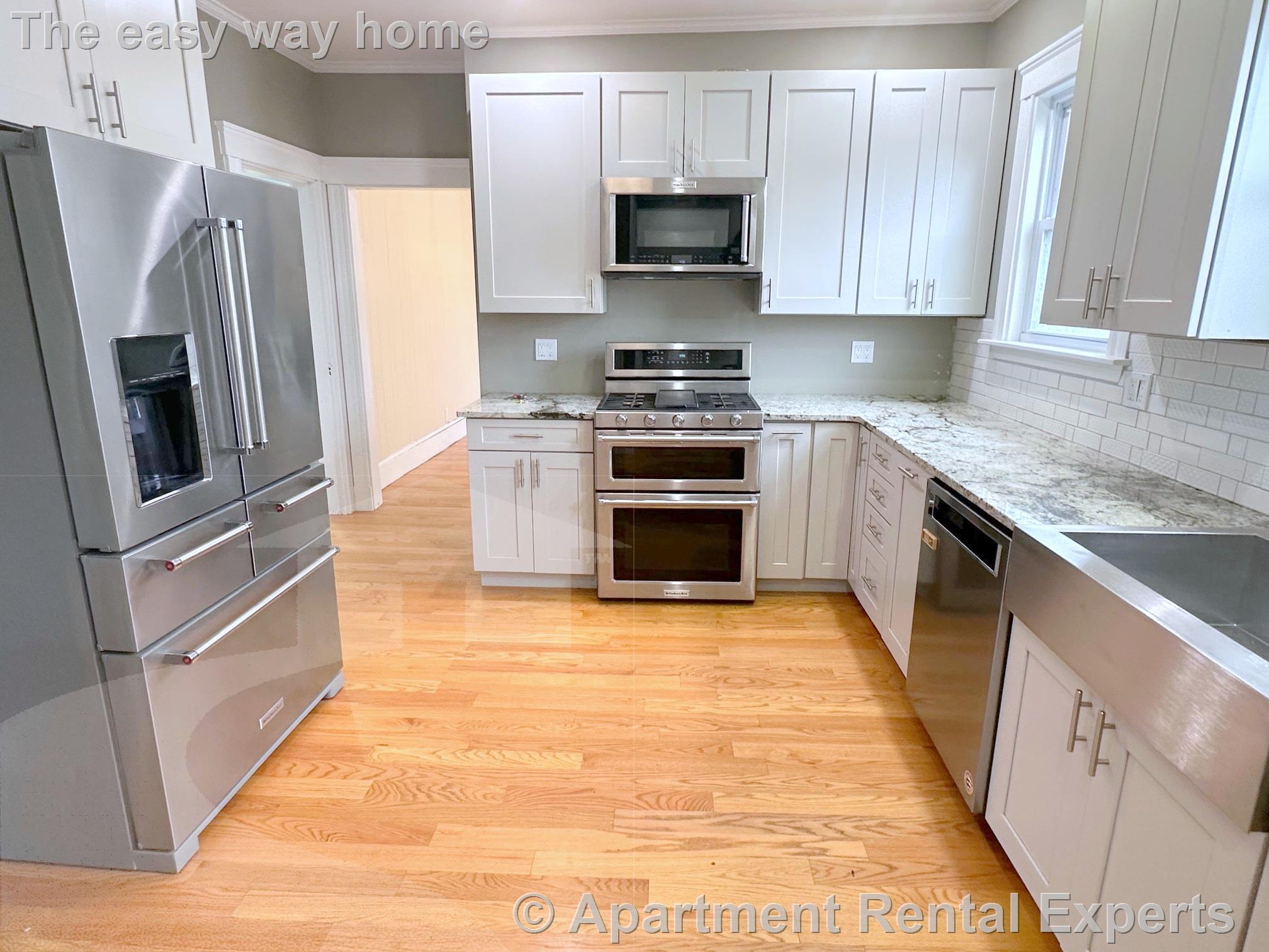 4 bed, 1 bath apartment for rent at 41-43 Jaques St Unit 2, Winter Hill — photo 1 of 18