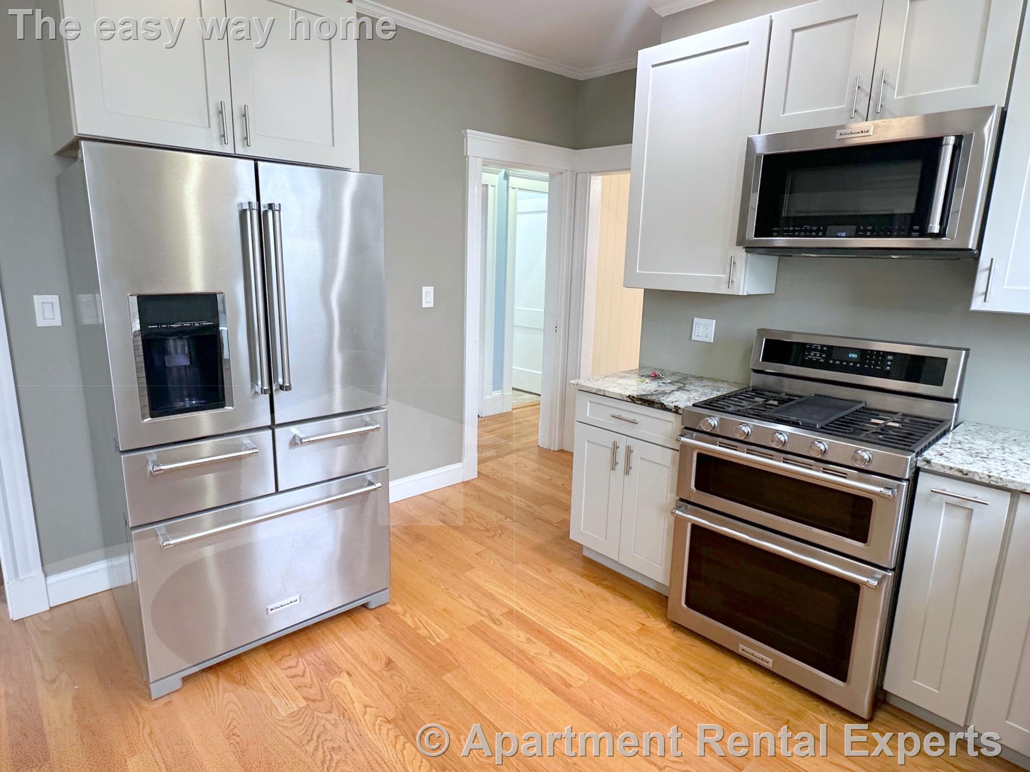 4 bed, 1 bath apartment for rent at 41-43 Jaques St Unit 2, Winter Hill — photo 3 of 18