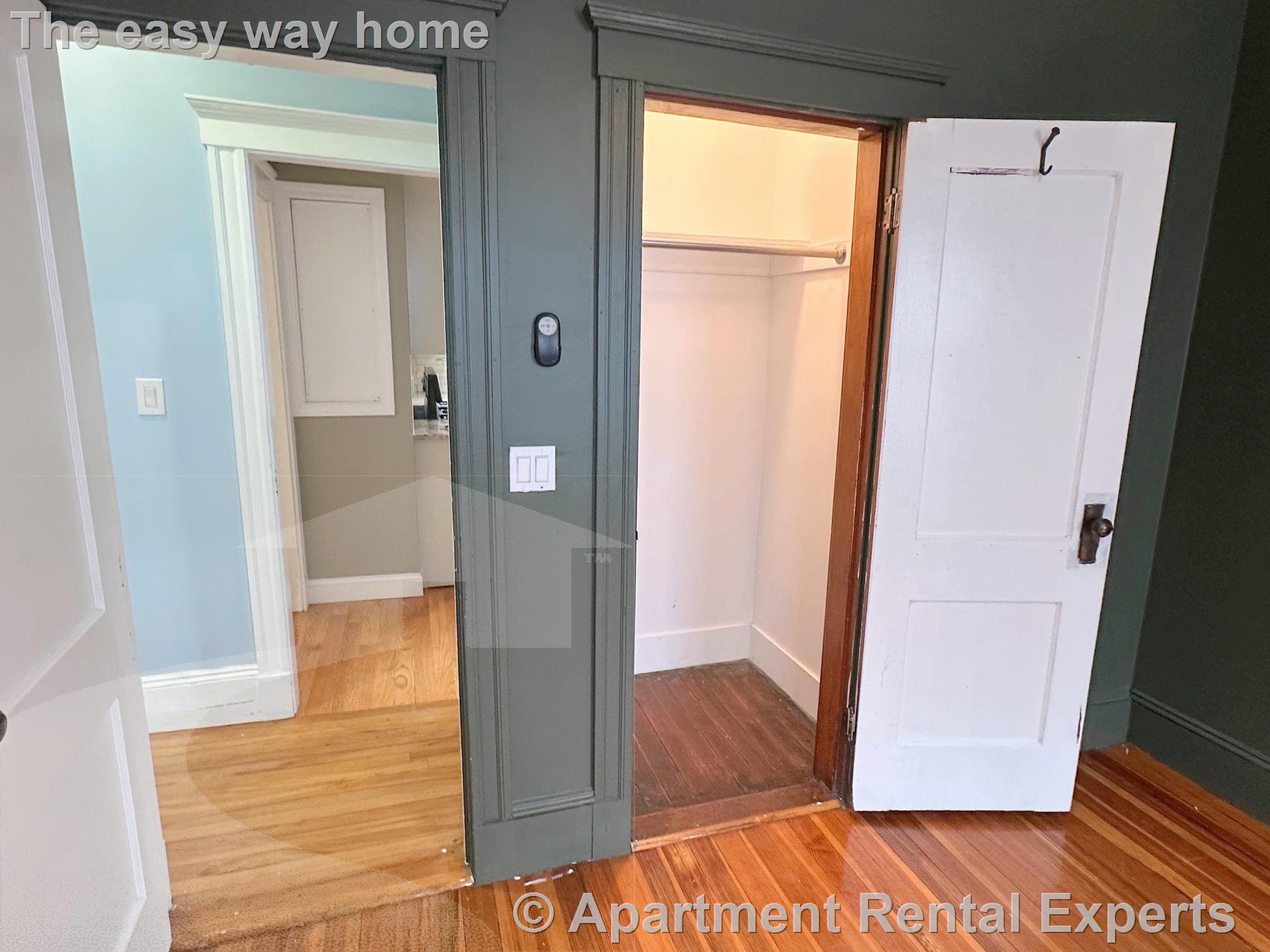 4 bed, 1 bath apartment for rent at 41-43 Jaques St Unit 2, Winter Hill — photo 12 of 18