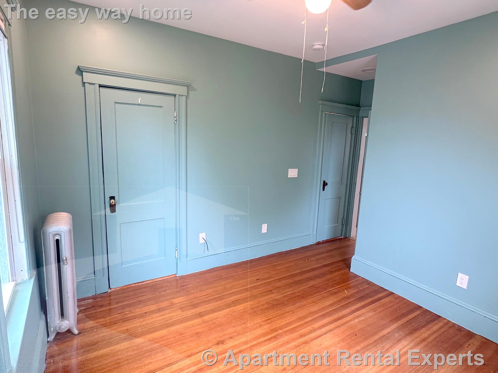 4 bed, 1 bath apartment for rent at 41-43 Jaques St Unit 2, Winter Hill — photo 13 of 18