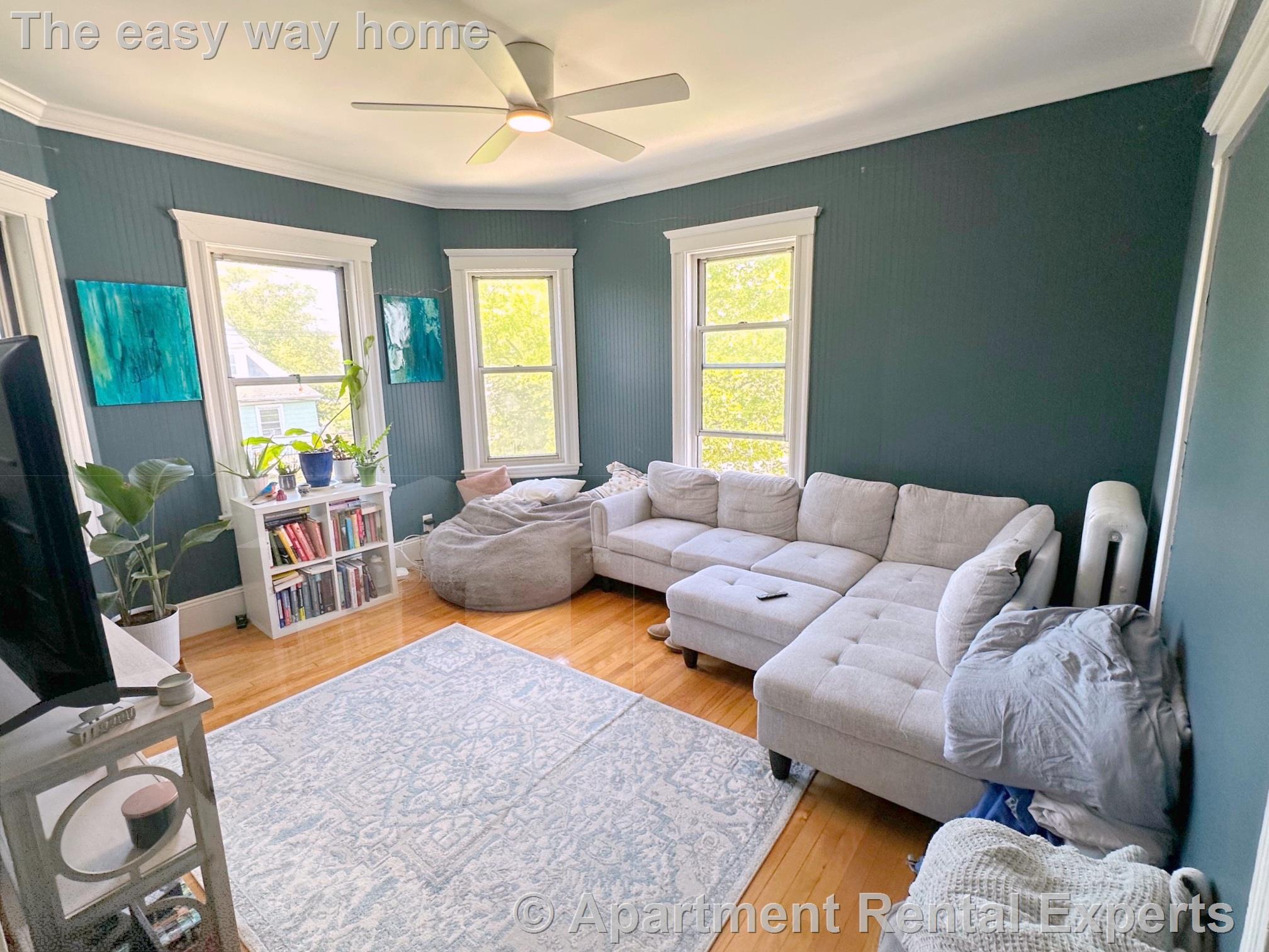 3 bed, 1 bath apartment for rent at 41-43 Jaques St Unit 3, Winter Hill — photo 7 of 22