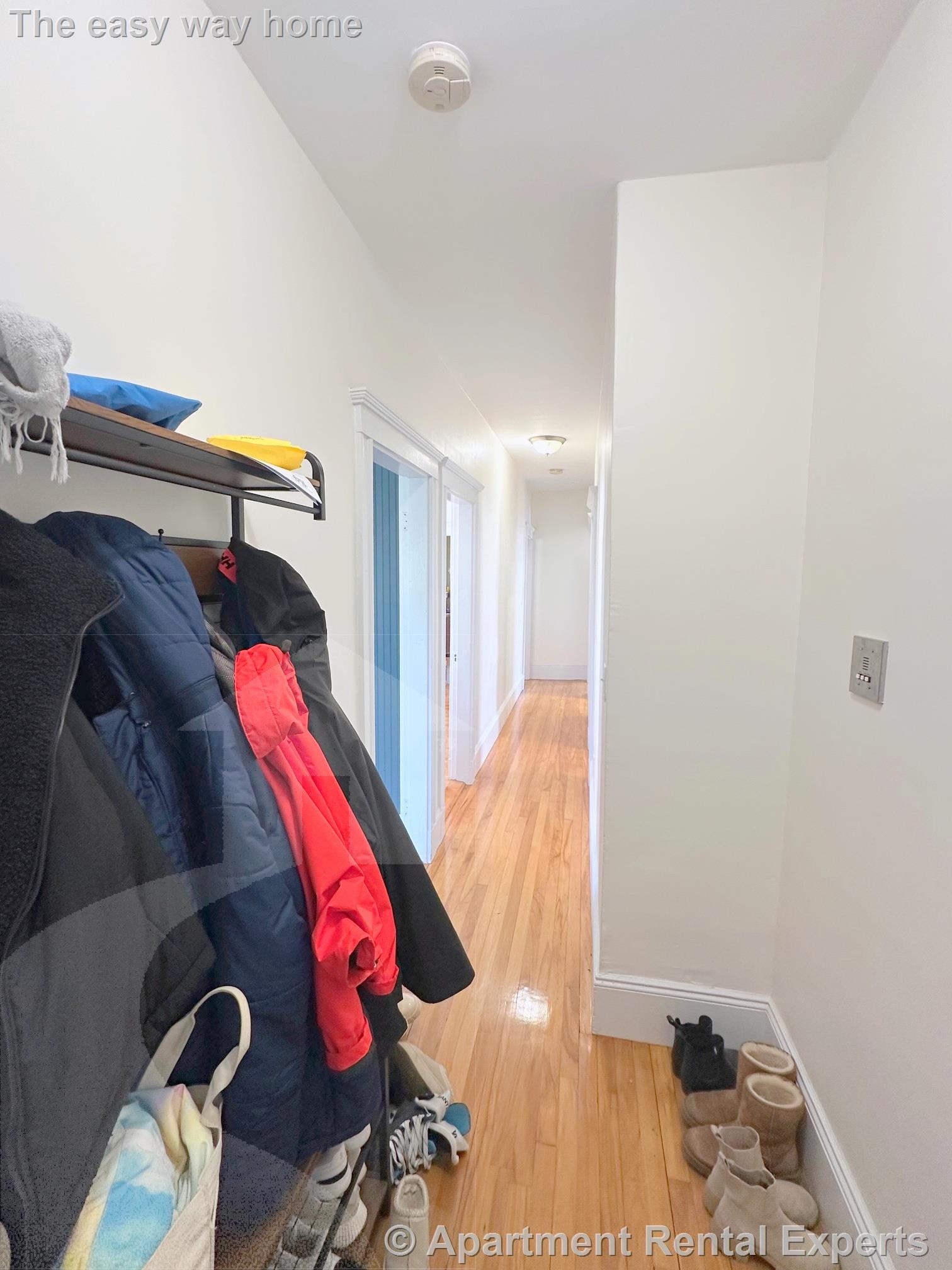 3 bed, 1 bath apartment for rent at 41-43 Jaques St Unit 3, Winter Hill — photo 9 of 22