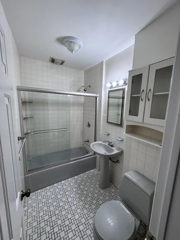 2 bed, 1 bath apartment for rent at 41-43 Sydney St Unit 1, Somerville — photo 12 of 16