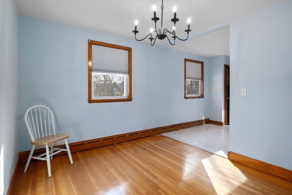 3 bed, 2 bath apartment for rent at 41 Allen Rd, Norwood — photo 13 of 38