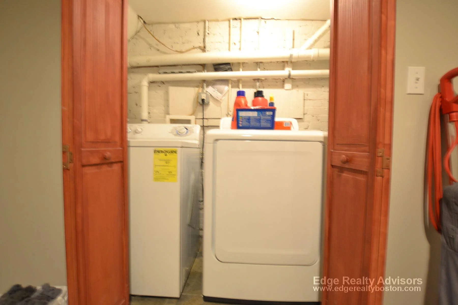 4 bed, 2 bath apartment for rent at 41 Allston St Unit 1, Brighton — photo 11 of 11